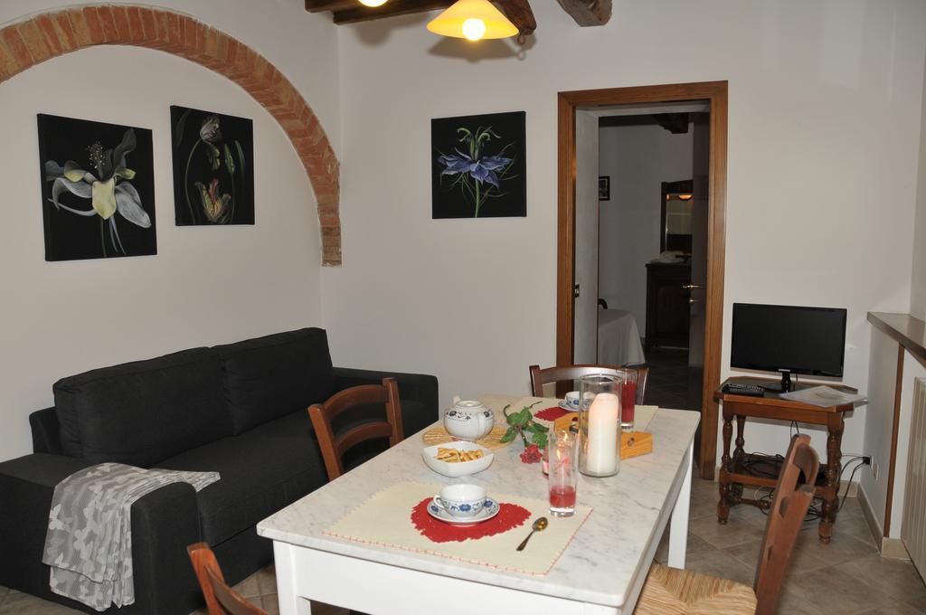 Agriturismo Renai E Monte Gambassi Terme Bagian luar foto