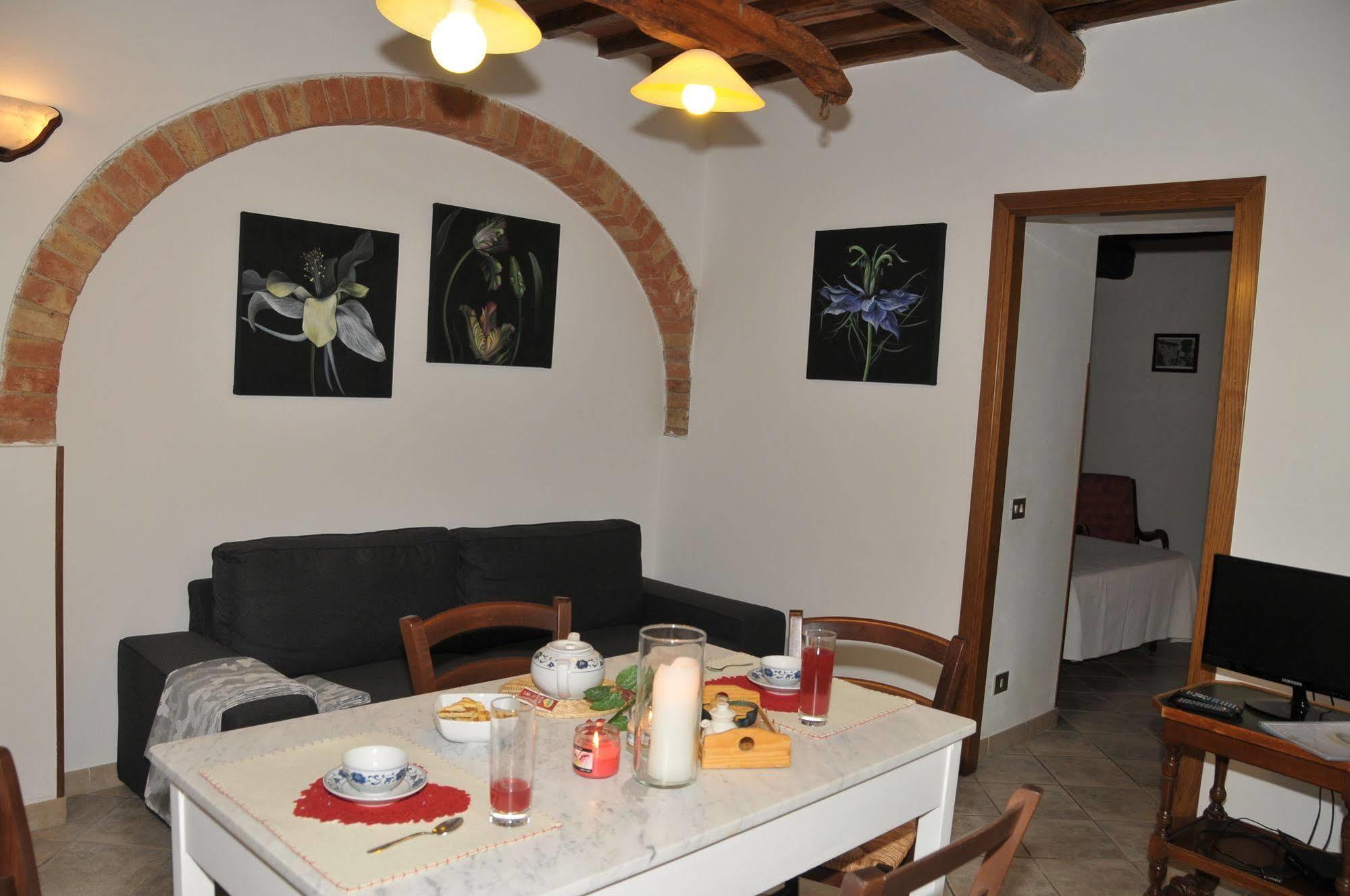 Agriturismo Renai E Monte Gambassi Terme Bagian luar foto